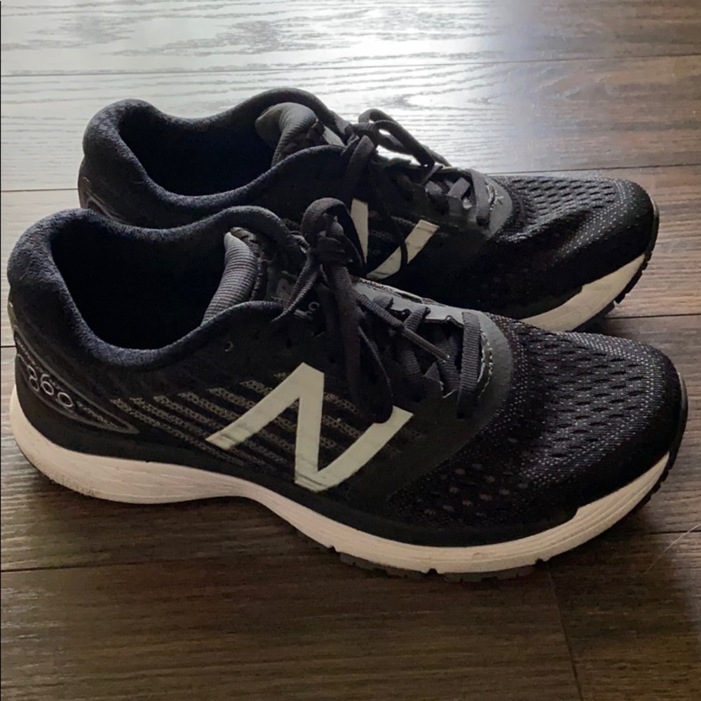 New Balance 860